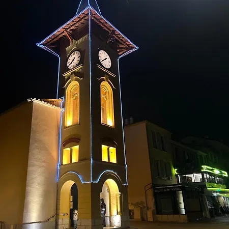 Lägenhet Cros De Cagnes, With The Location *