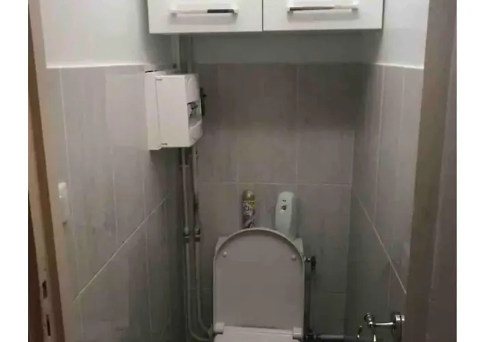 Cros De Cagnes, With The Location